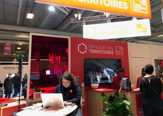 J2 stand educatec