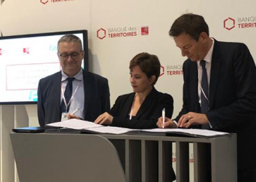Signature partenariat CDC Habitat et Epareca
