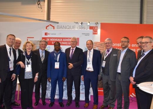 Signature adhésion Grand Paris Habitat