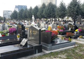 Cimetière funéraire tombes Toussaint