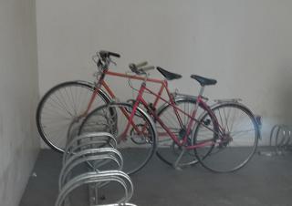 Abri vélo local 