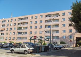 HLM Martigues province  place Auguste Renoir quartier de Ferrières