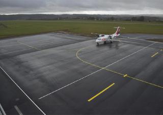 aéroport aurillac, avion