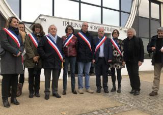 Tribunal administratif de Cergy. Avant le jugement des arrêtés pesticides des villes de Sceaux et Gennevilliers. Avec Daniel Cueff, le Dr JF Deleume porte-parole d’ Alerte des médecins sur les pesticides et les élus concernés