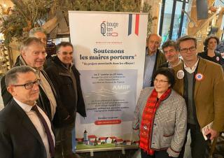 Bouge ton coq, AMRF