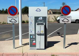 Borne de recharge de voiture électrique 