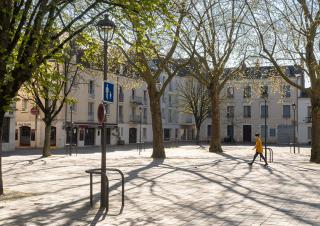 Place Tours