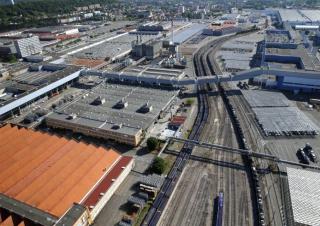 Vue aérienne de l'usine PSA Citroën à Sochaux