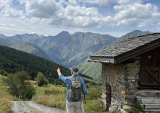 Michel Barnier en montagne