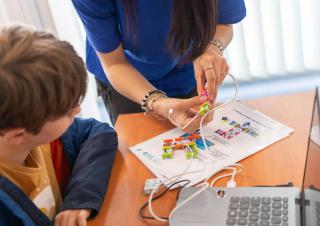 Financement d’e-Peri&School : pour l’éducation numérique à l’école primaire