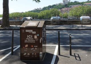 poubelle de déchets alimetaires 
