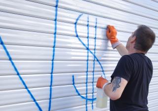 nettoyage de grafitti 