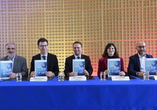  Signature du premier contrat de la filière « Logiciels et Solutions numériques de confiance ». 