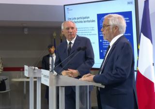 François Bayrou et françois Rebsamen 