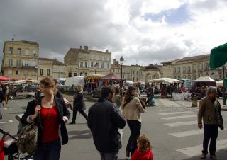 jour de marché à Libourne 