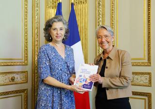 Catherine Becchetti-Bizot et Elisabeth borne
