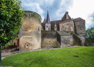Château de Châteauneuf-en-Auxois