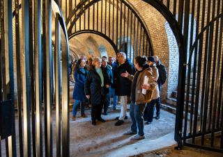 Présentation des travaux de sécurisation et de valorisation de la caserne Huxelles, classée aux Monuments Historiques en présence des architectes des Bâtiments de France