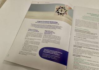 Page d'un magazines sur laquelle on peut lire "comité éthique municipal"