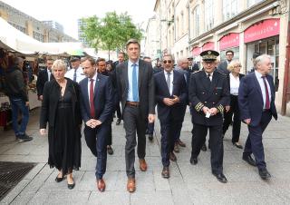 Nadine Morano, Jean-Didier Berger, Mathieu Klein, Serge Papin,  Yves Seguy et Pierre Boileau dans les rues de Nancy 