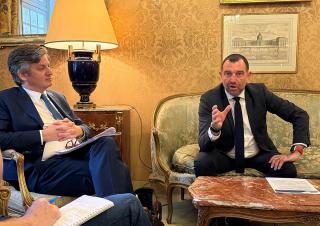 Me Guillaume Hannotin, avocat aux conseils, et à droite Jean-Charles Orsucci, président de l’Anel